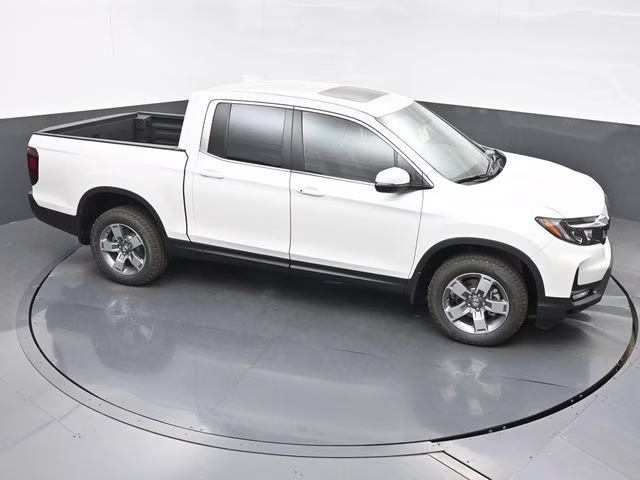 2026 Platinum White Pearl Honda Ridgeline RTL AWD Truck