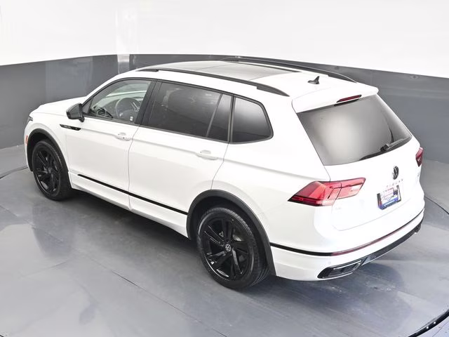 2023 White Volkswagen Tiguan 2.0T SE R-Line Black FWD SUV