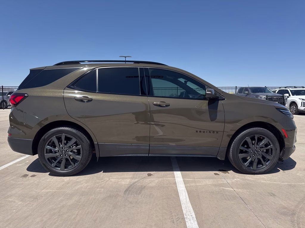 2023 Harvest Bronze Metallic Chevrolet Equinox RS FWD SUV