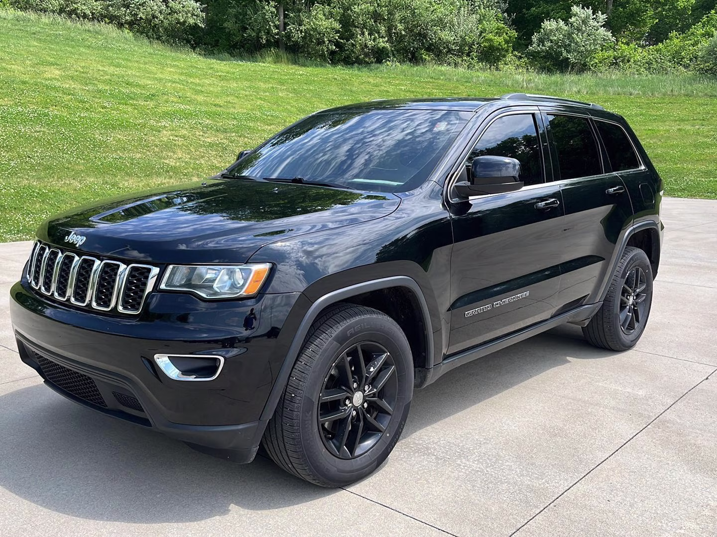 2017 Jeep Grand Cherokee Laredo E 4WD's photo