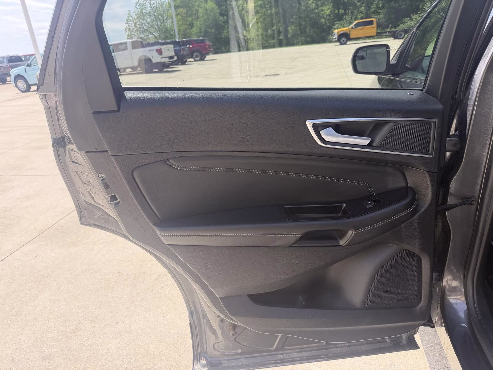 2018 Magnetic Ford Edge Titanium AWD SUV