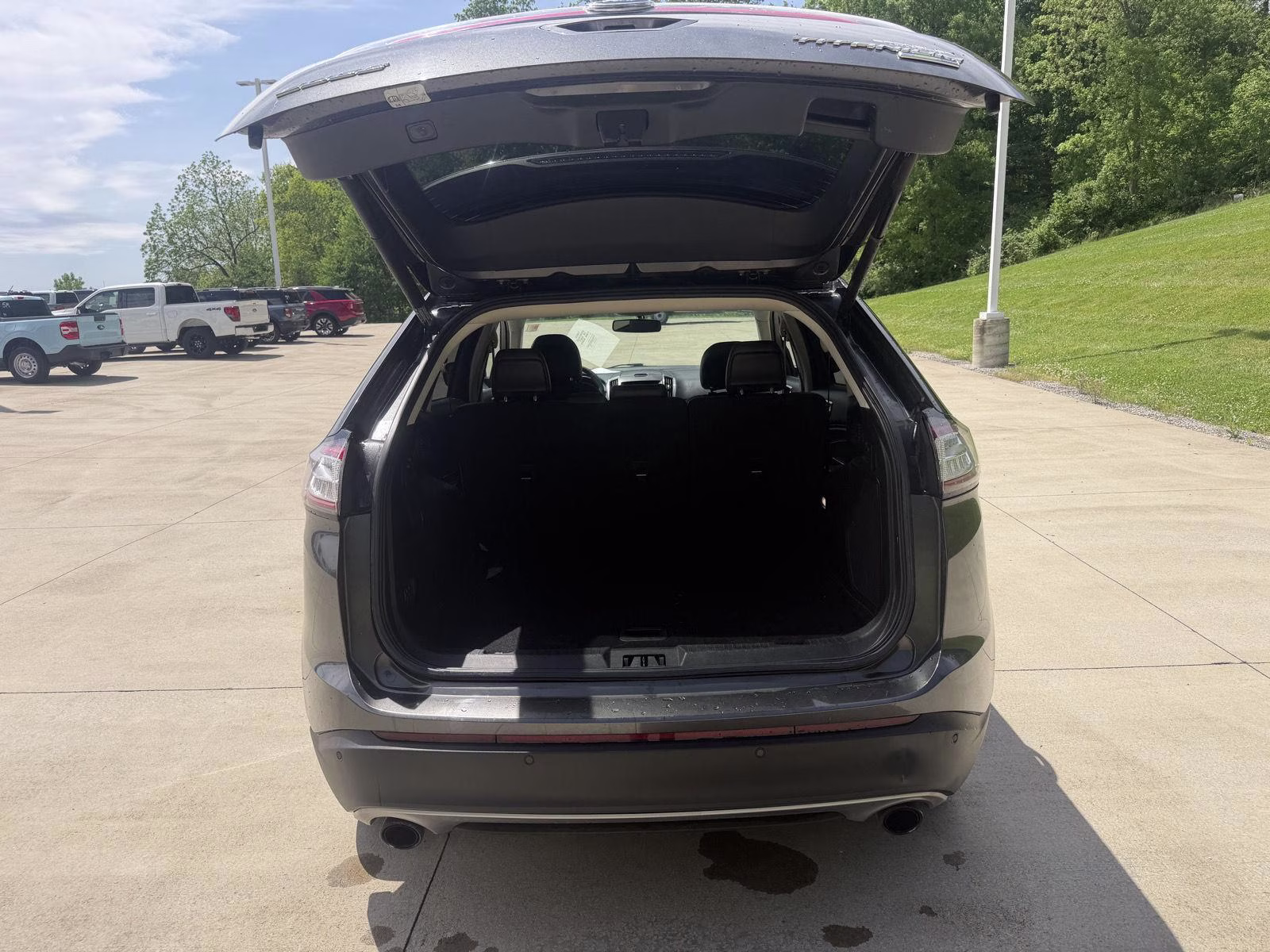 2018 Magnetic Ford Edge Titanium AWD SUV