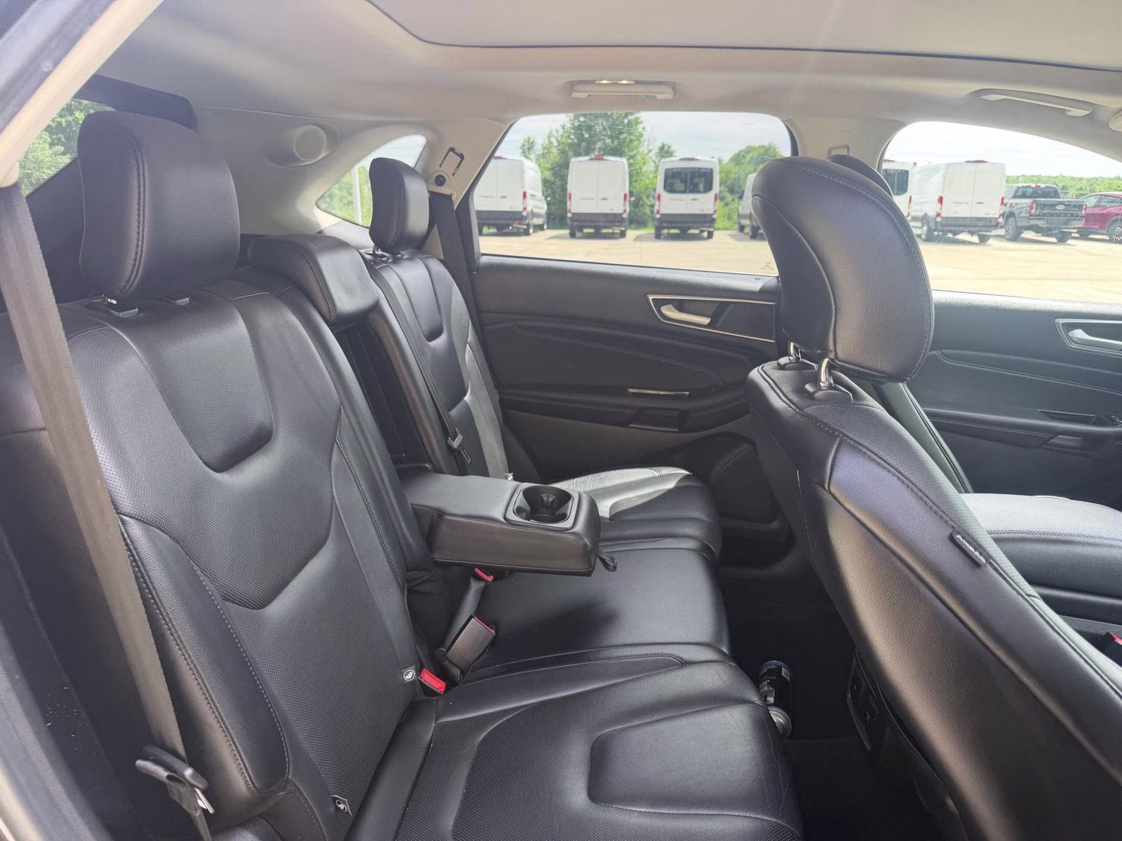 2018 Magnetic Ford Edge Titanium AWD SUV