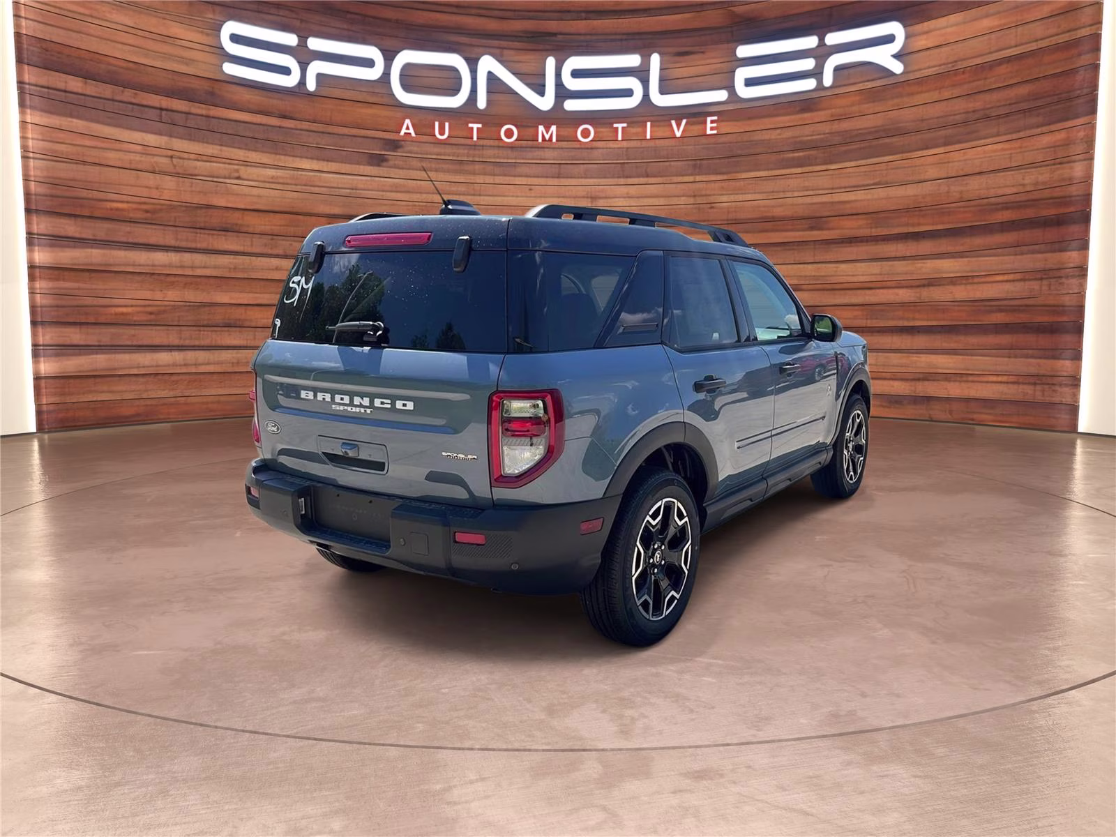 2026 Azure Gray Metallic Tri-Coat Ford Bronco Sport Outer Banks 4X4 SUV