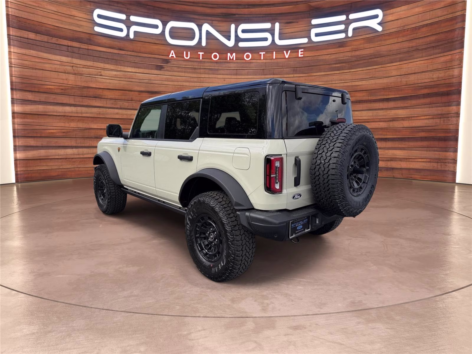 2026 Desert Sand Ford Bronco Badlands 4X4 SUV