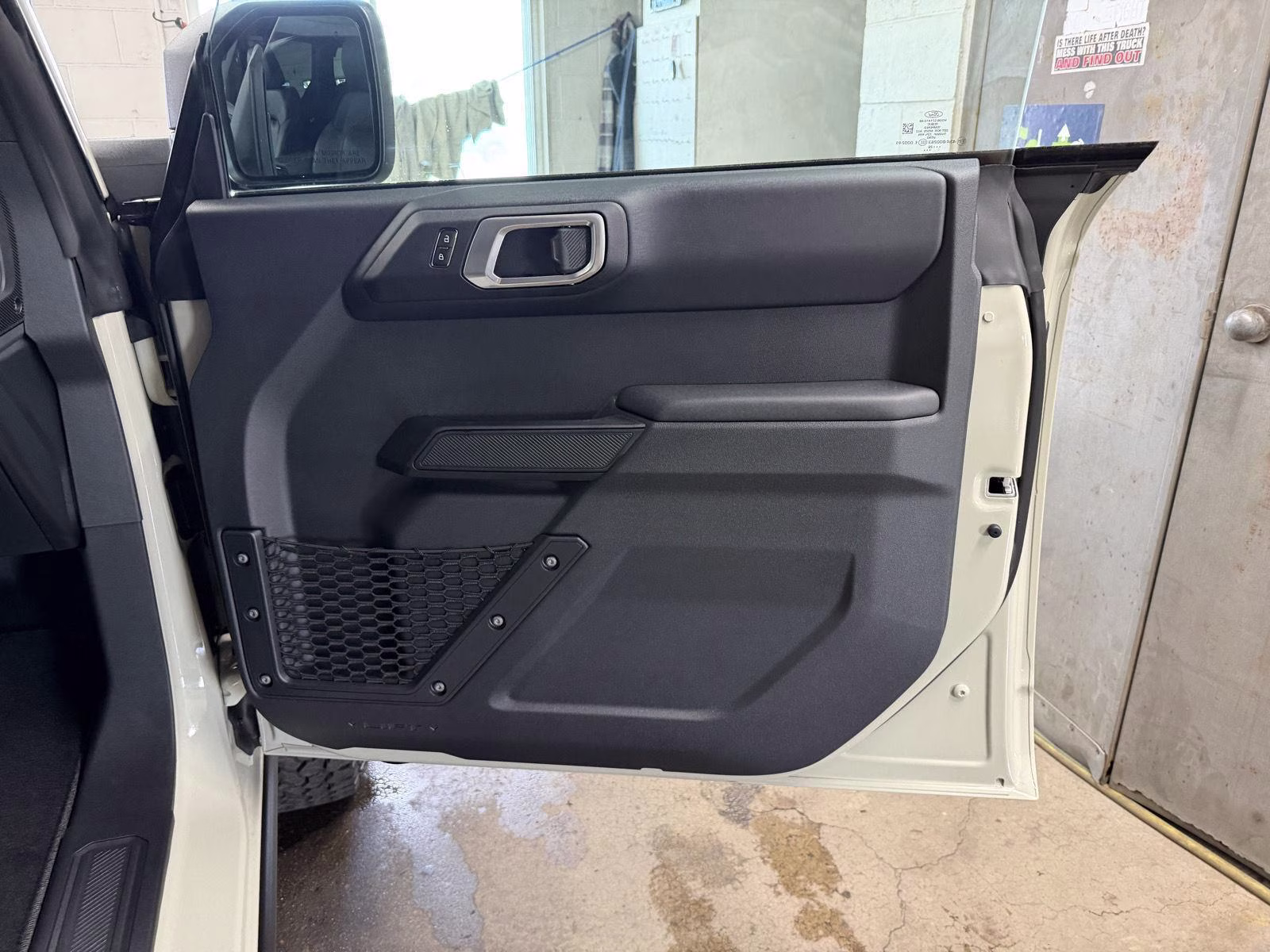 2026 Desert Sand Ford Bronco Badlands 4X4 SUV