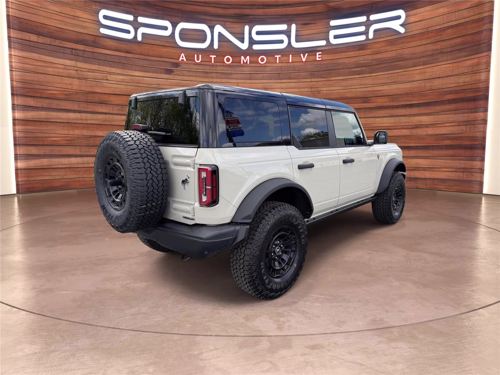 2026 Desert Sand Ford Bronco Badlands 4X4 SUV
