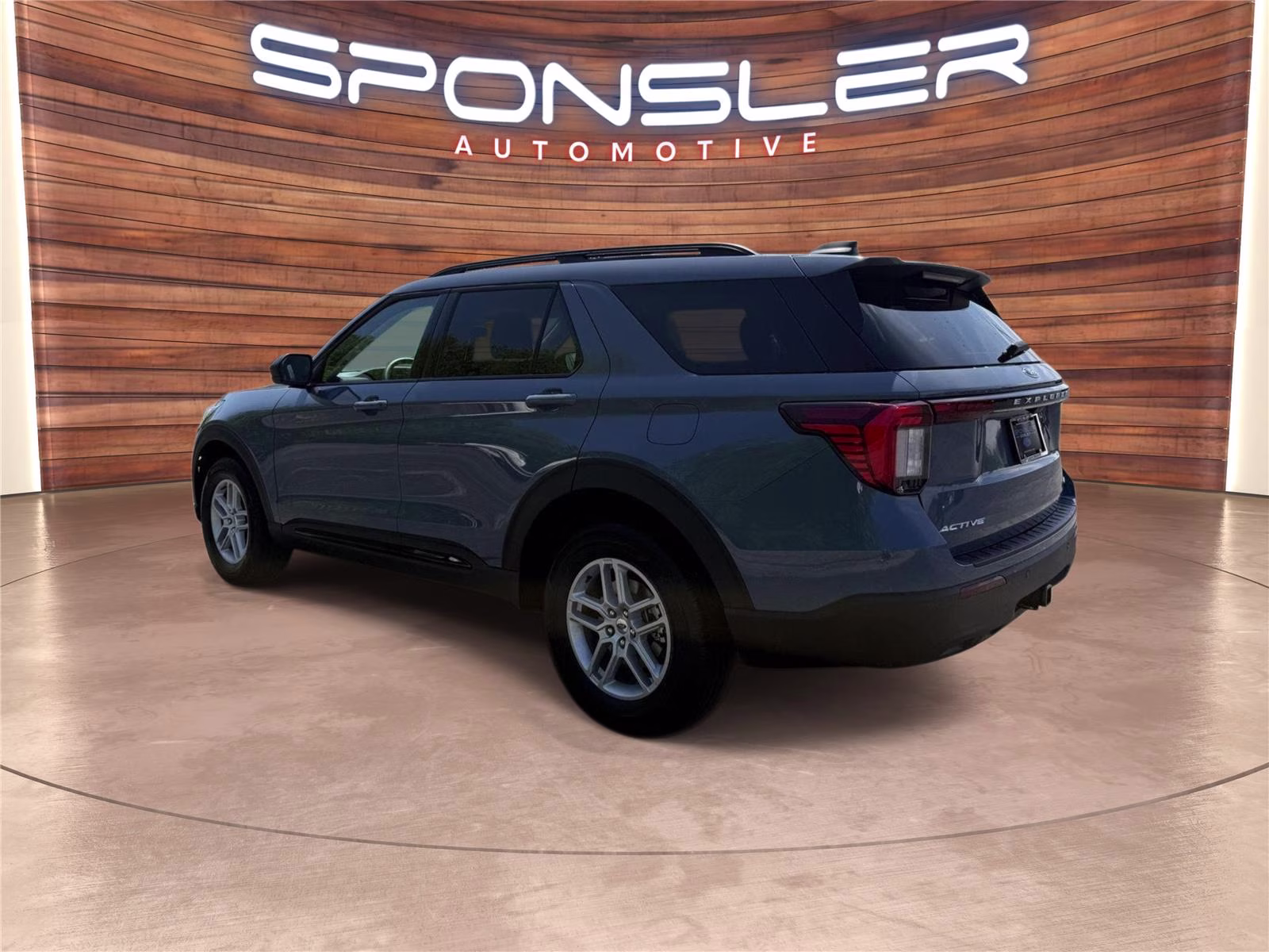View vehicle photo 2