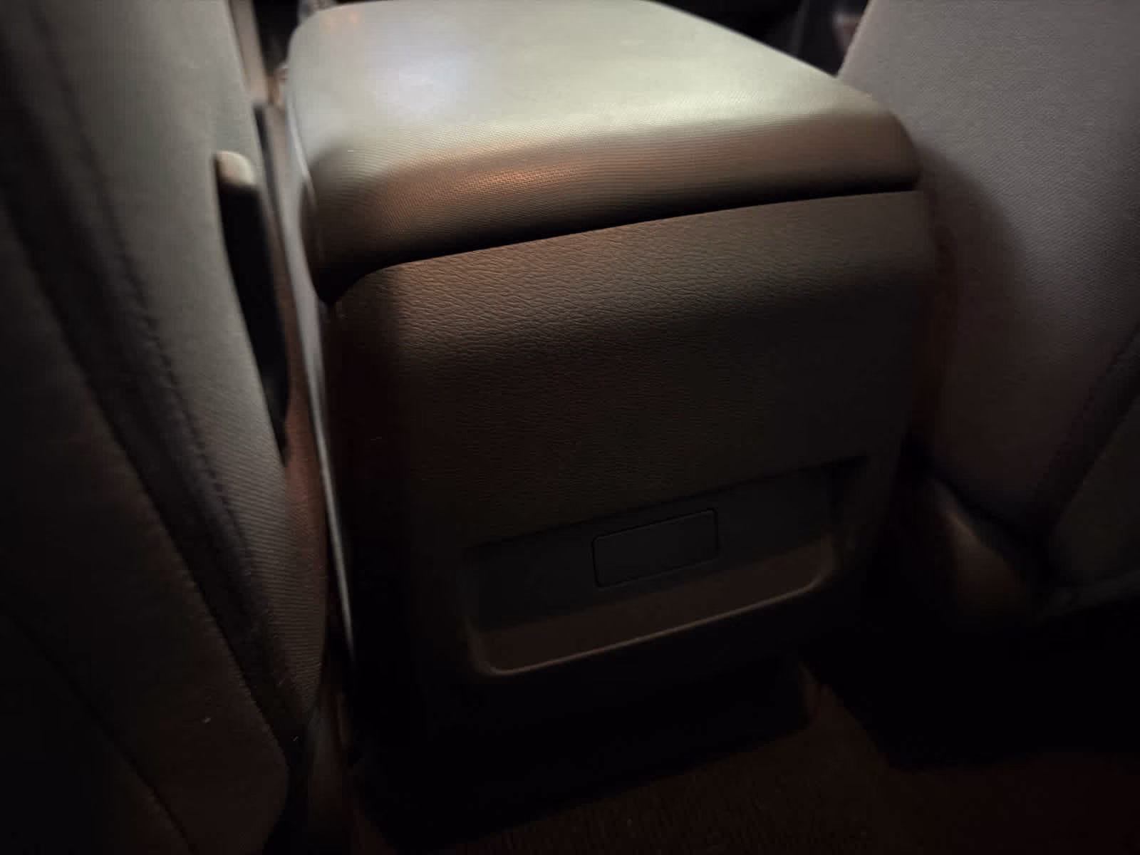 2022 Glacier White Nissan Frontier SV 4X4 Truck