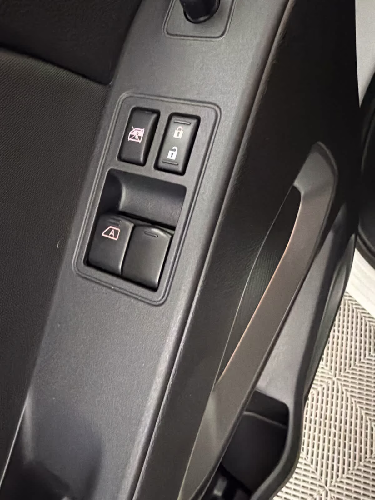 2022 Glacier White Nissan Frontier SV 4X4 Truck
