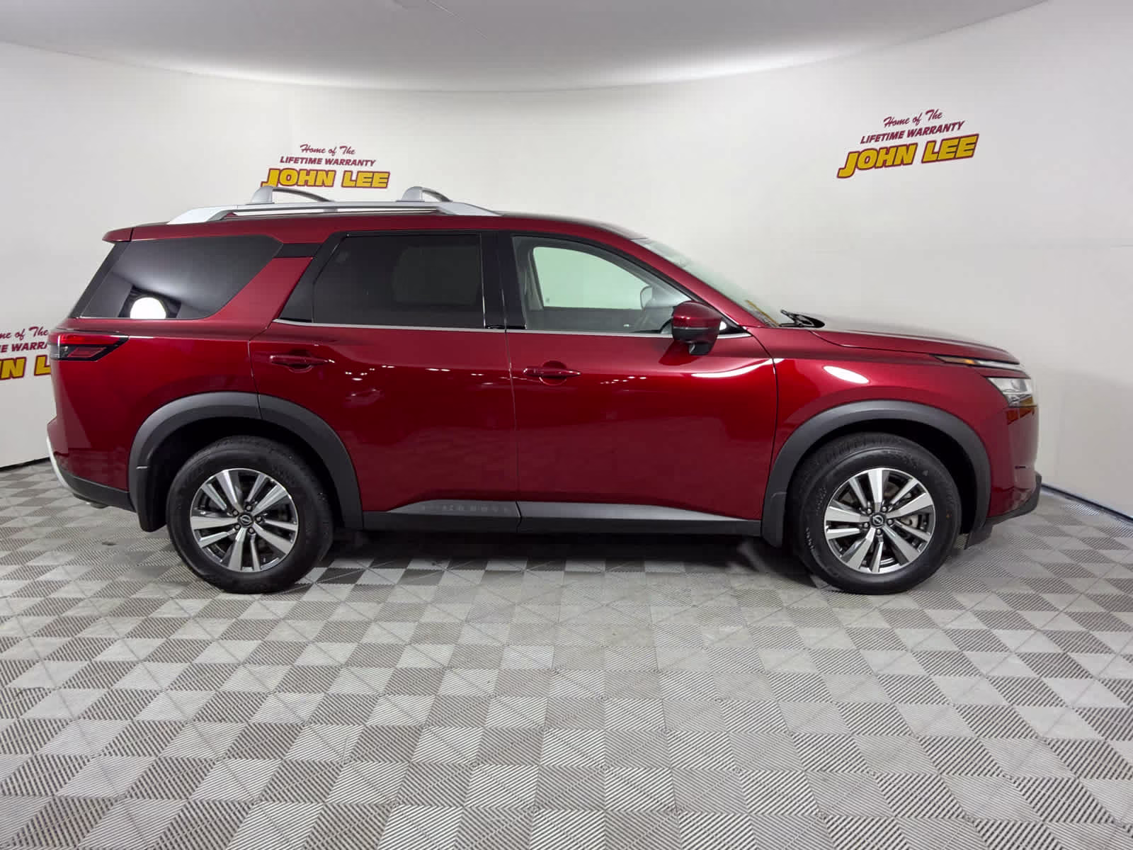 2024 Scarlet Ember Nissan Pathfinder SL FWD SUV