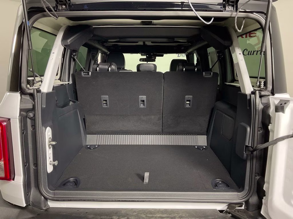2026 Oxford White Ford Bronco Big Bend 4X4 SUV