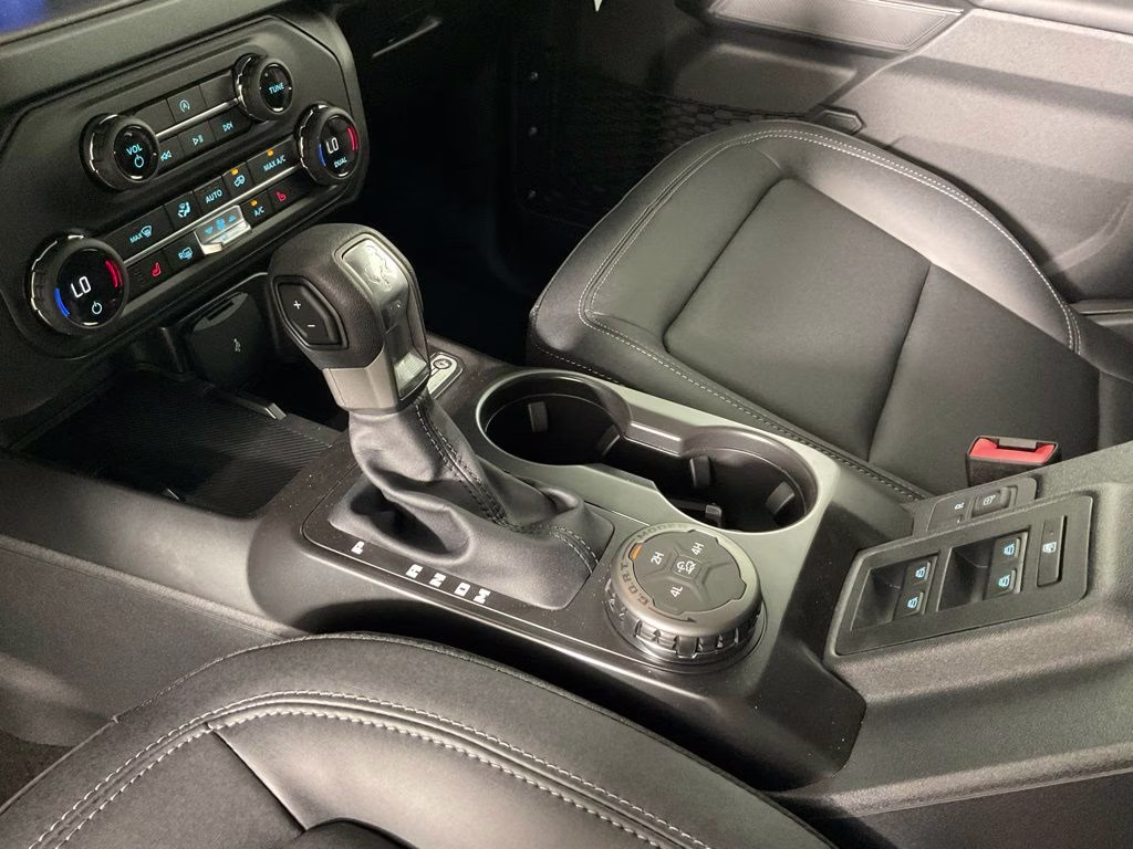 2026 Oxford White Ford Bronco Big Bend 4X4 SUV