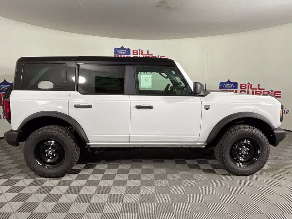 2026 Oxford White Ford Bronco Big Bend 4X4 SUV