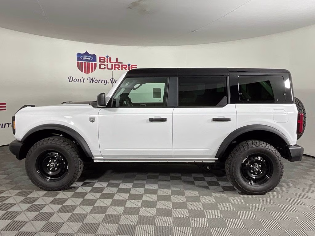 2026 Oxford White Ford Bronco Big Bend 4X4 SUV