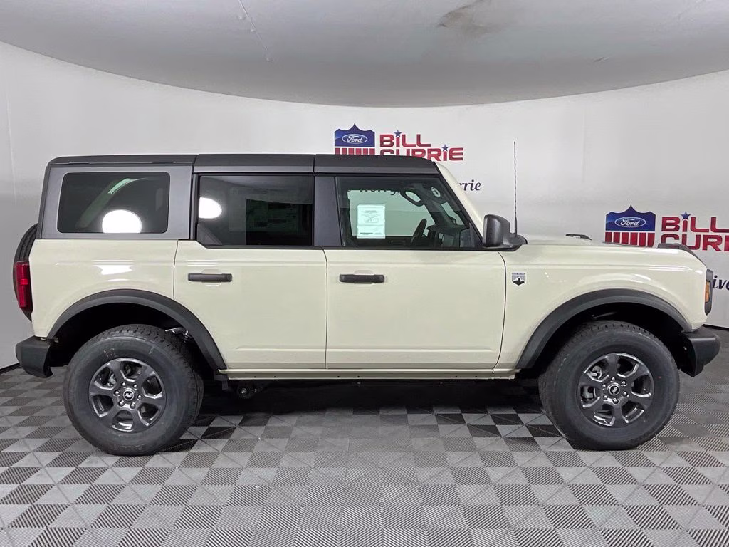 2026 Desert Sand Ford Bronco Big Bend 4X4 SUV