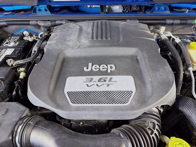 2015 Hydro Blue Pearl Coat Jeep Wrangler Sahara 4X4 SUV
