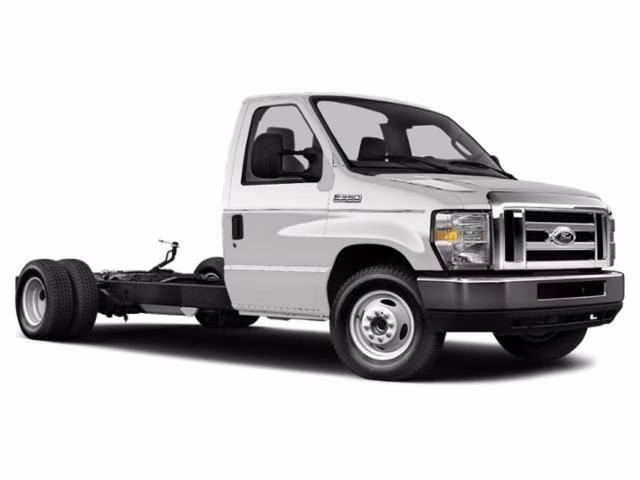 2014 White Ford E-450SD Base BUS RWD Truck