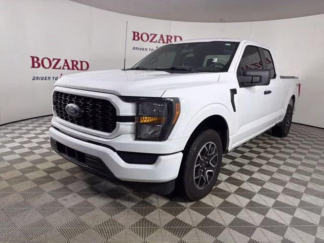 2023 Oxford White Ford F-150 XL RWD Truck