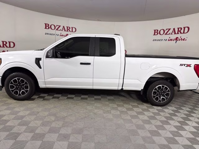2023 Oxford White Ford F-150 XL RWD Truck