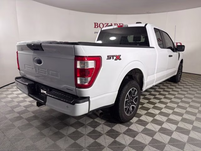 2023 Oxford White Ford F-150 XL RWD Truck