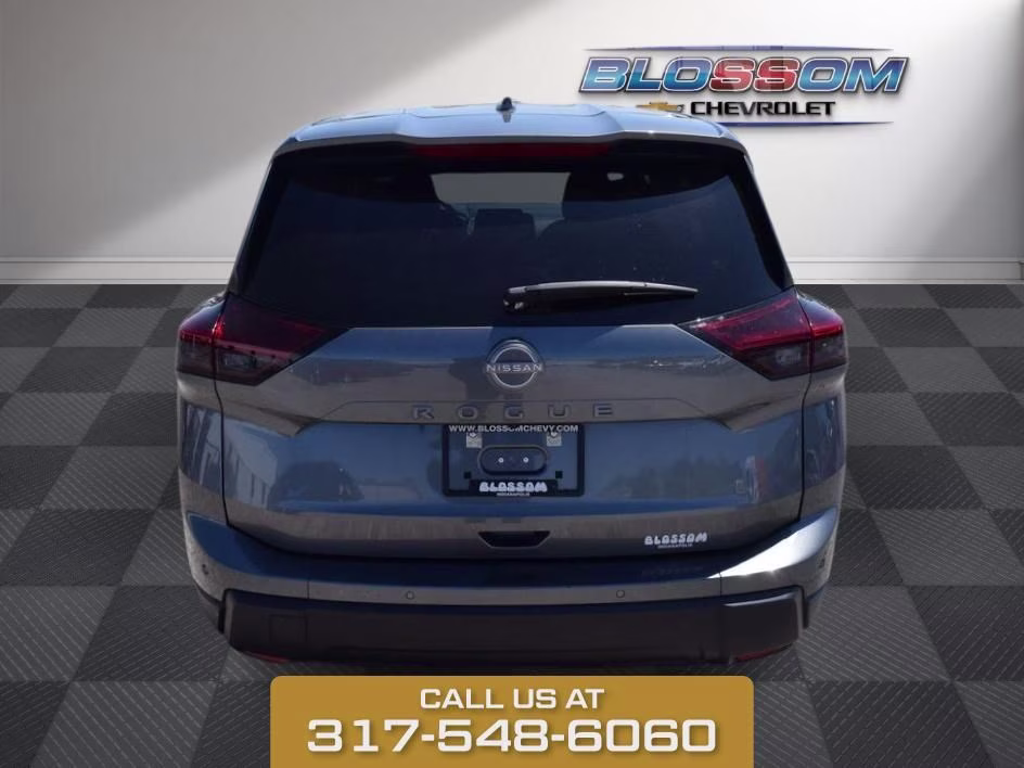 2025 Gun Metallic Nissan Rogue SV FWD SUV