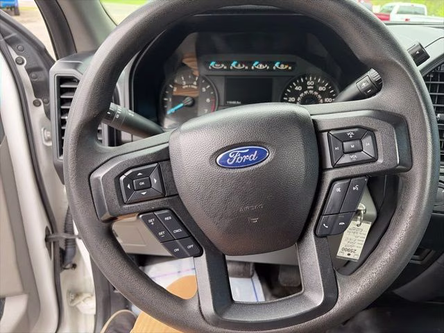 2019 Oxford White Ford F-150 XL 4X4 Truck