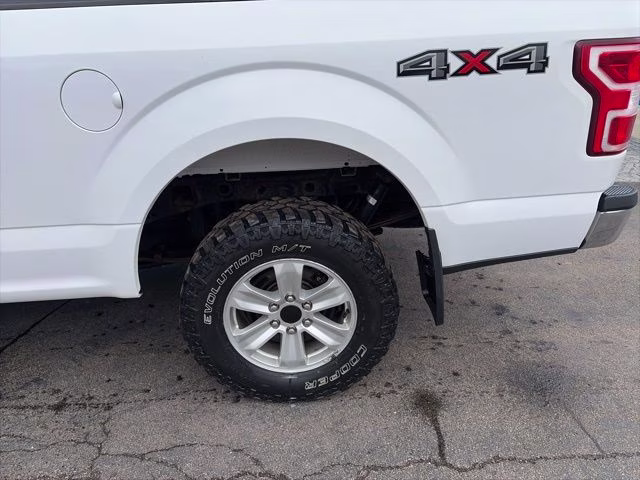 2019 Oxford White Ford F-150 XL 4X4 Truck