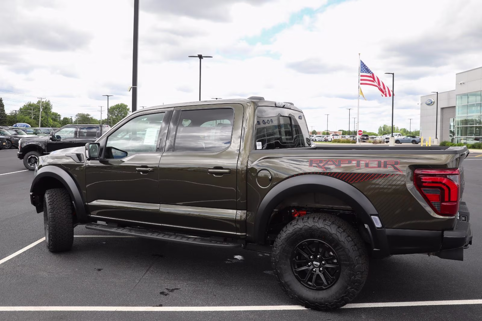 2026 Shelter Green Ford F-150 Raptor 4X4 Truck