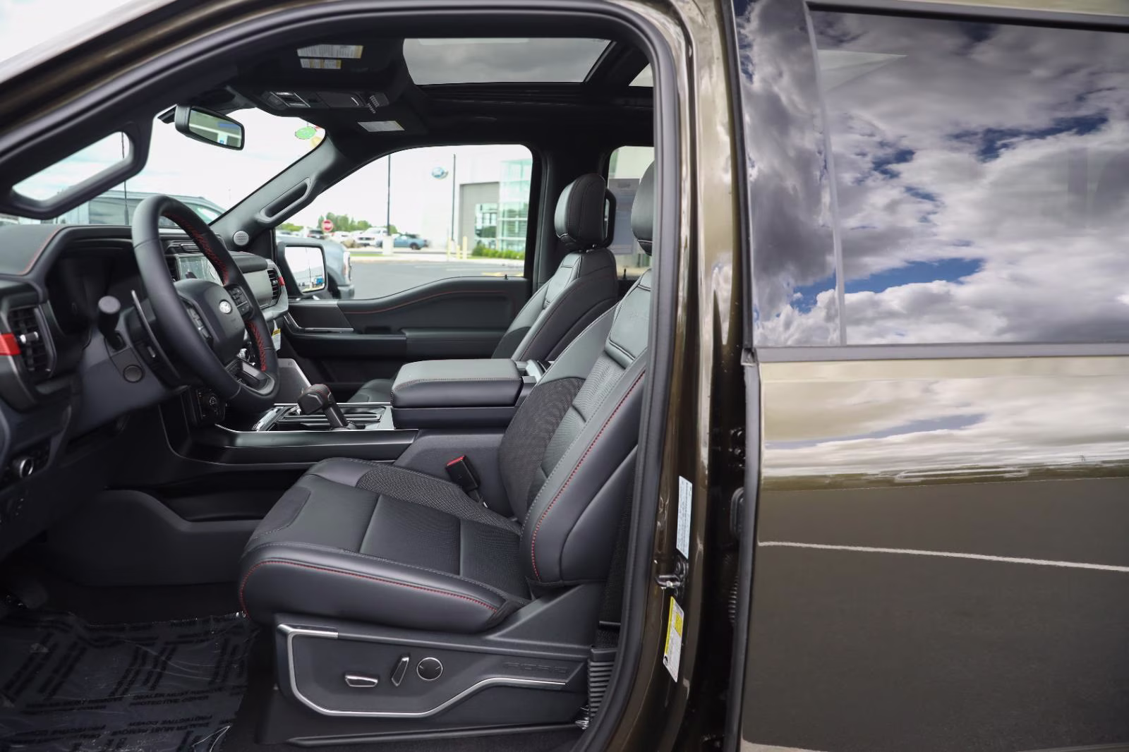 2026 Shelter Green Ford F-150 Raptor 4X4 Truck