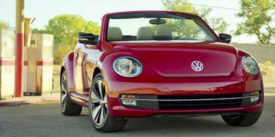 2013 RED Volkswagen BEETLE FWD Convertible