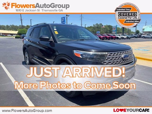 2020 Black Metallic Ford Explorer Limited SUV