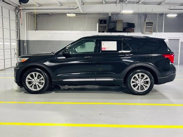 2020 Black Metallic Ford Explorer Limited RWD SUV