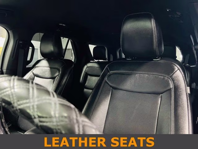 2020 Black Metallic Ford Explorer Limited RWD SUV