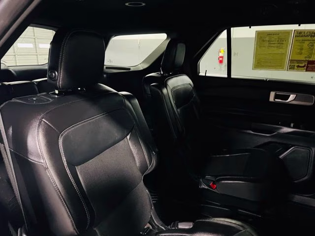 2020 Black Metallic Ford Explorer Limited RWD SUV