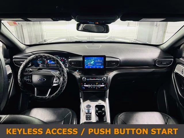 2020 Black Metallic Ford Explorer Limited RWD SUV