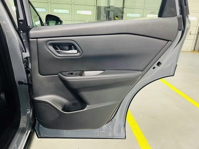 2026 Boulder Gray Pearl Nissan Rogue SV FWD SUV