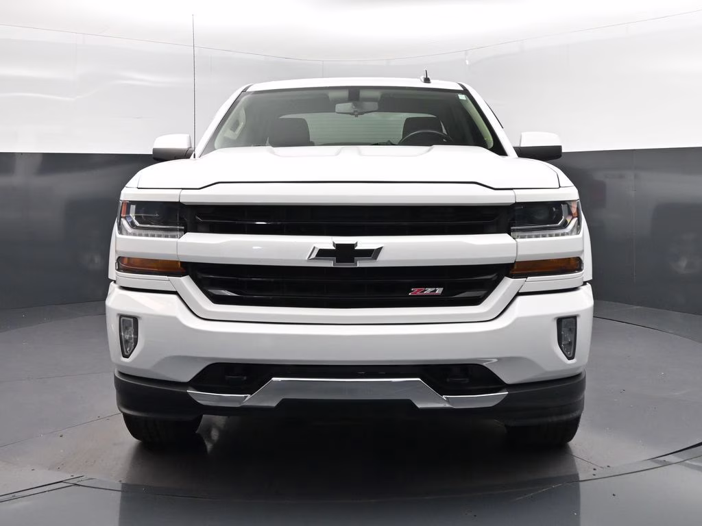 2018 Summit White Chevrolet Silverado 1500 LT 4X4 Truck