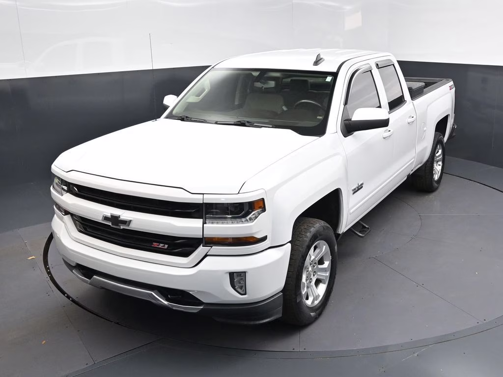 2018 Summit White Chevrolet Silverado 1500 LT 4X4 Truck