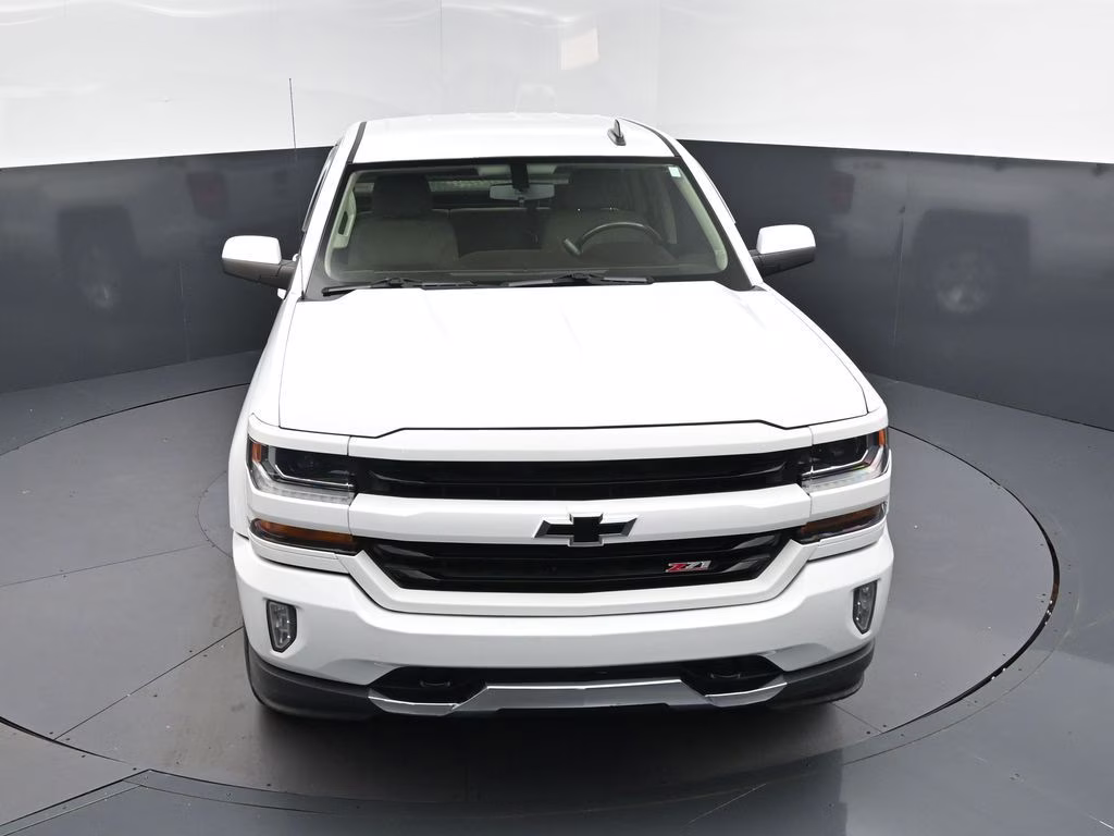 2018 Summit White Chevrolet Silverado 1500 LT 4X4 Truck