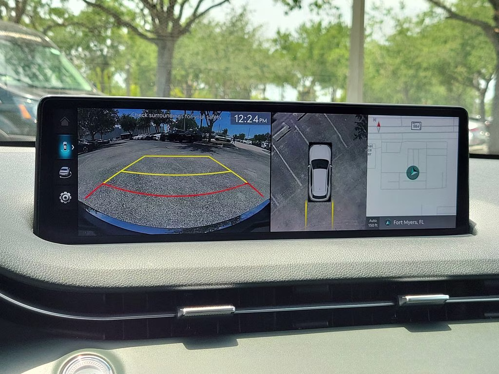 2023 Uyuni White Genesis GV70 2.5T AWD SUV