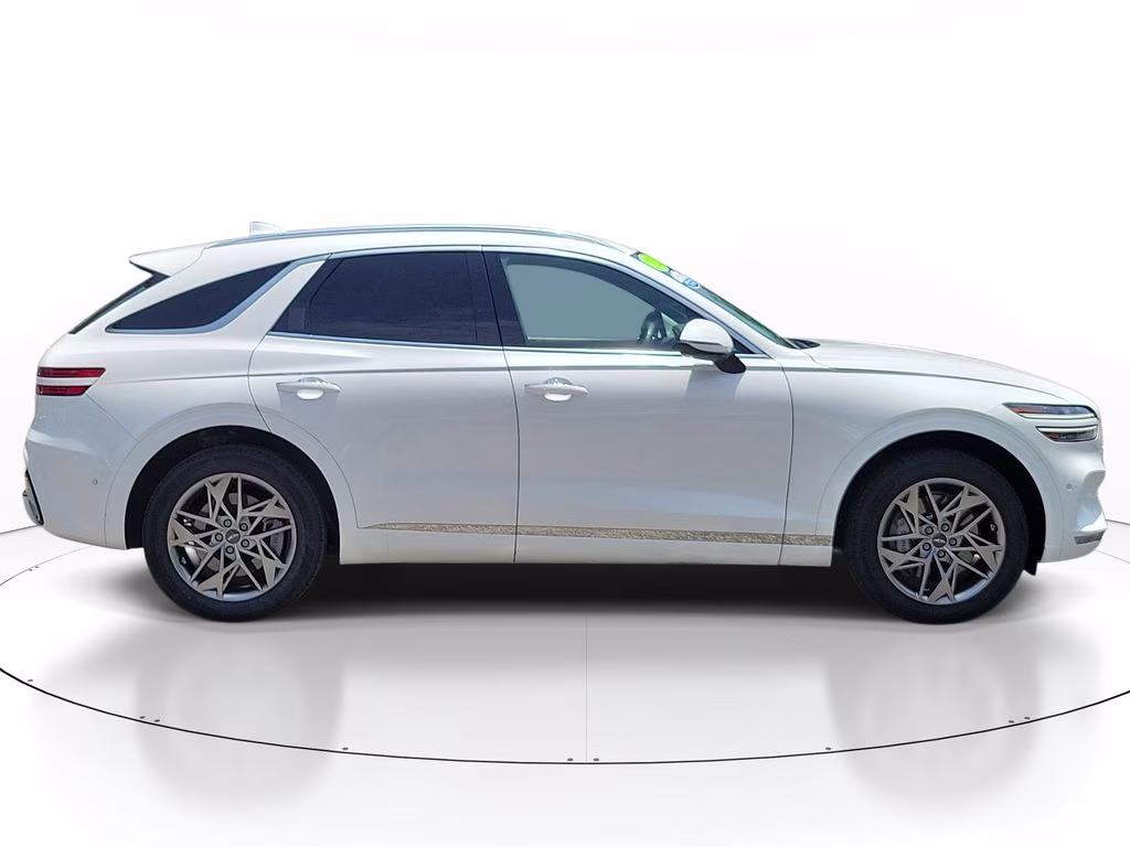 2023 Uyuni White Genesis GV70 2.5T Advanced AWD SUV