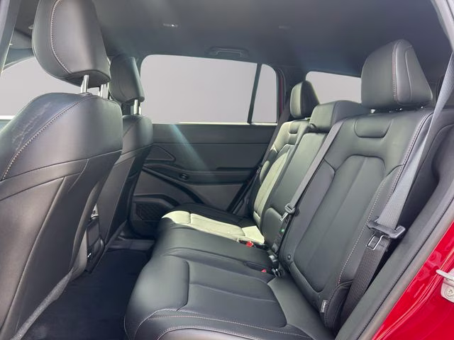 2026 Red Hot Pearlcoat Jeep Cherokee Limited 4X4 SUV
