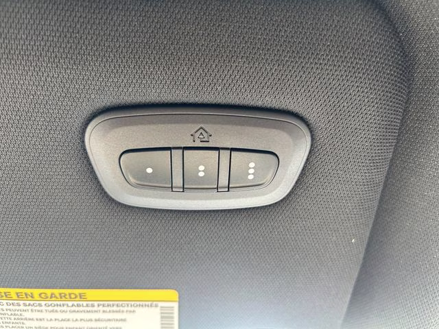 2026 Red Hot Pearlcoat Jeep Cherokee Limited 4X4 SUV