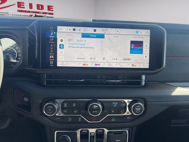 2026 Hydro Blue Pearlcoat Jeep Gladiator Rubicon 4X4 Truck