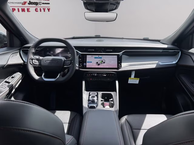 2026 Red Hot Pearlcoat Jeep Cherokee Limited 4X4 SUV