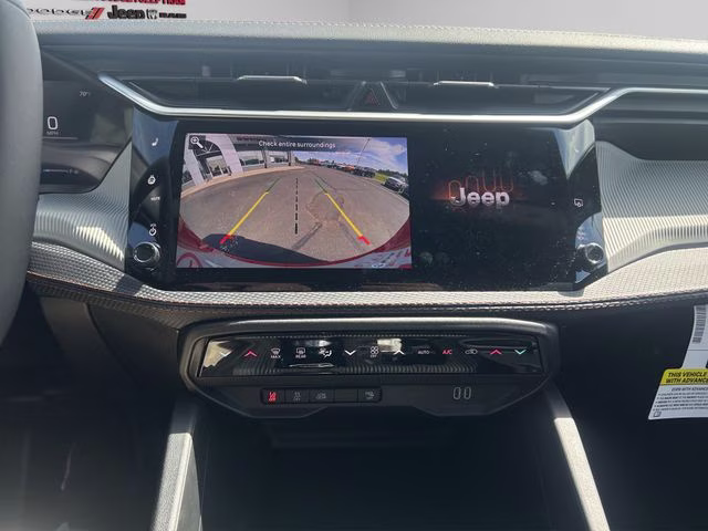 2026 Red Hot Pearlcoat Jeep Cherokee Limited 4X4 SUV