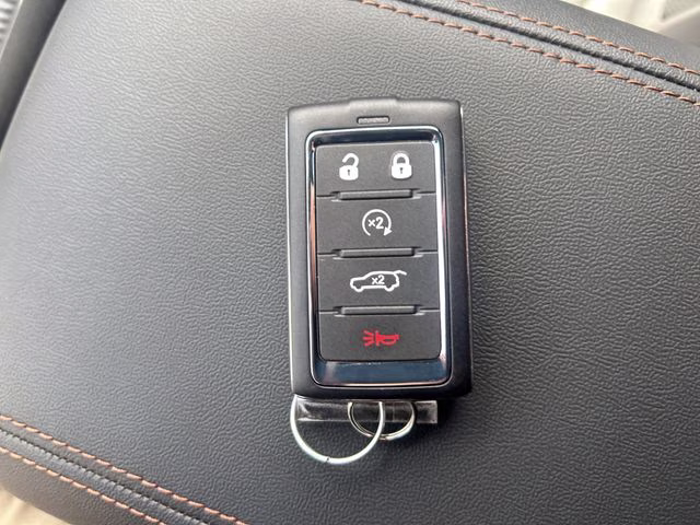 2026 Red Hot Pearlcoat Jeep Cherokee Limited 4X4 SUV