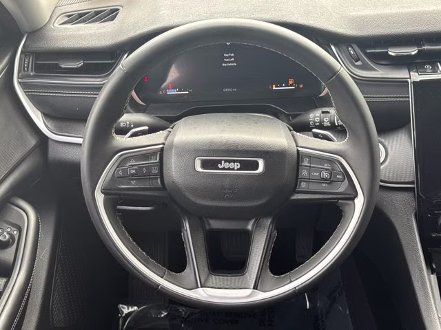 2023 Silver Zynith Jeep Grand Cherokee L Laredo RWD SUV