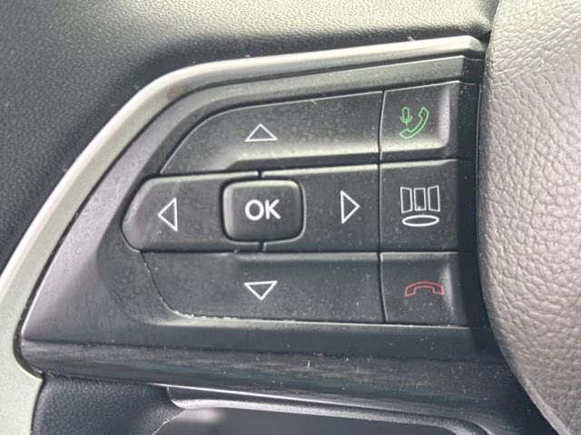 2023 Silver Zynith Jeep Grand Cherokee L Laredo RWD SUV